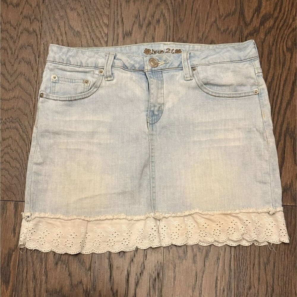 Rue 21 Light Wash Denim Western Mini Skirt Eyelet Lace Y2K Floral‎ Pockets 7/8